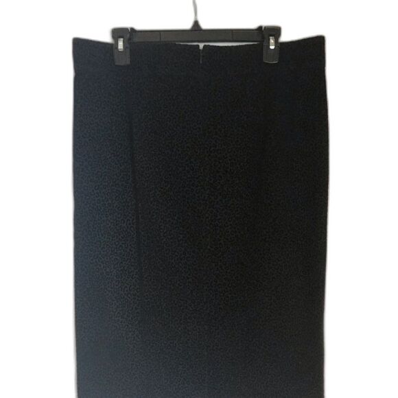 Ann Taylor Animal Print Midi Skirt Women's Size 10 Black Pencil Silhouette - Picture 8 of 9